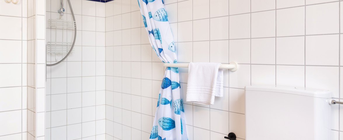 Dusche, &copy; TOMAS