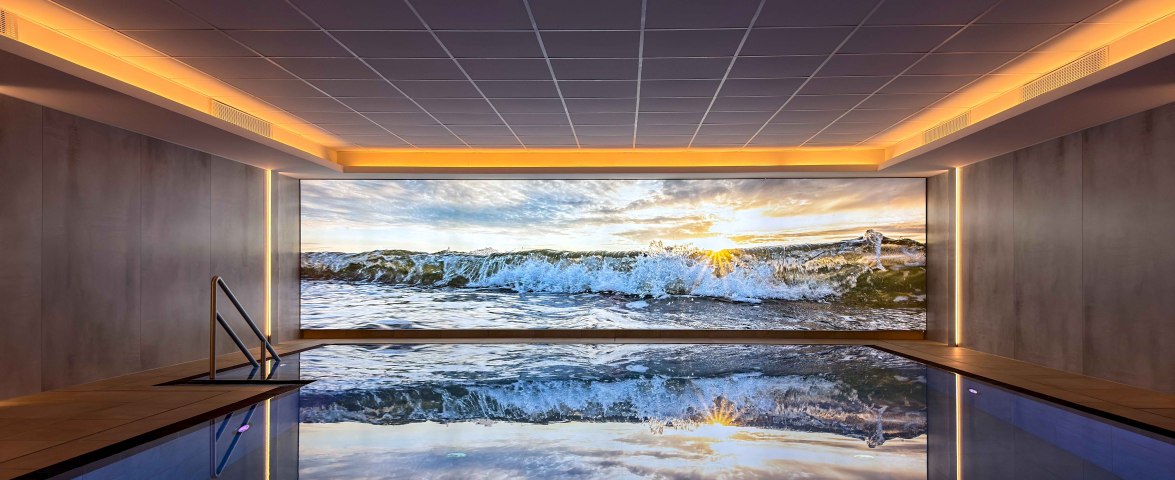 Schwimmbad, &copy; TOMAS