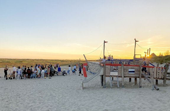 Wittdün - Strandspielplatz Spielschiff, © Kinka Tadsen