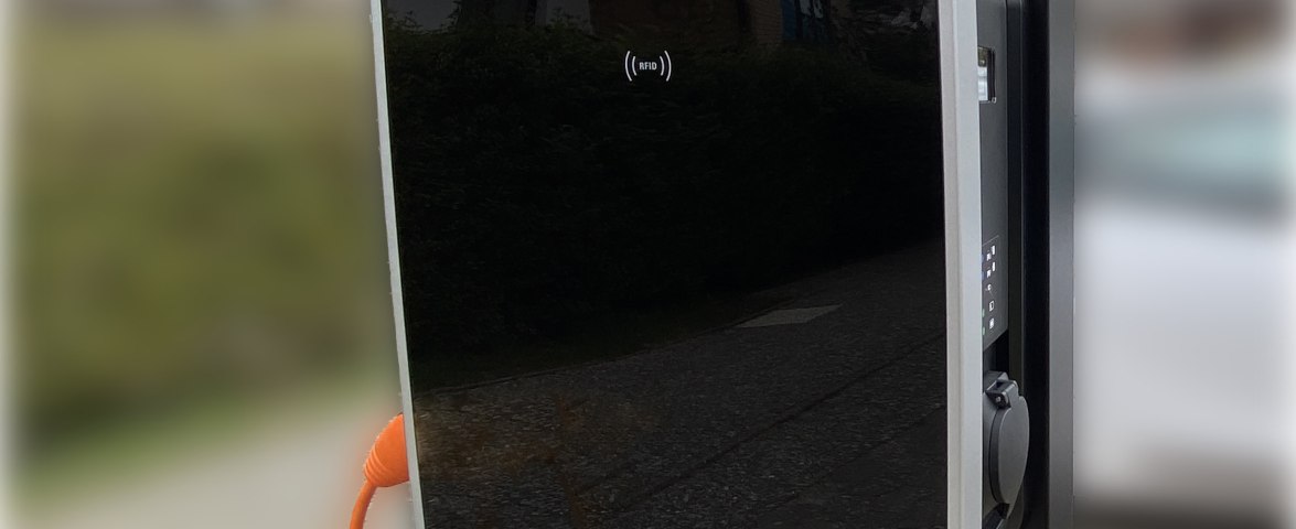 Unsere Wallbox - Ladem&ouml;glichkeit f&uuml;r Ihr Elektroauto, &copy; Benjamin Hei&szlig;