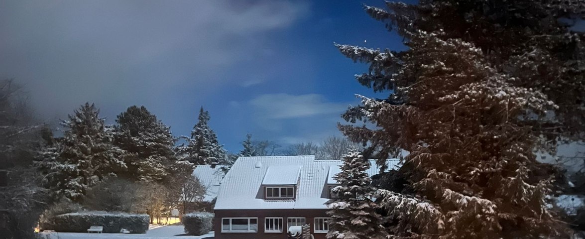 Haus Inselfrieden im Winter genie&szlig;en mit Gartensauna, &copy; TOMAS