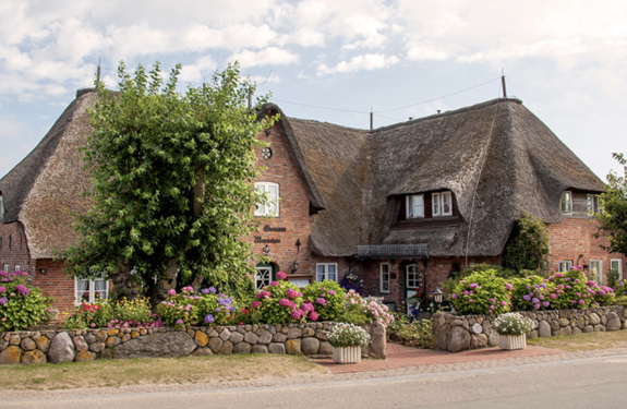 UÖW, &copy; U&Ouml;W