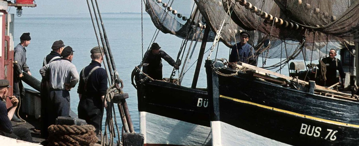 Kutter im Seezeichenhafen, historisch