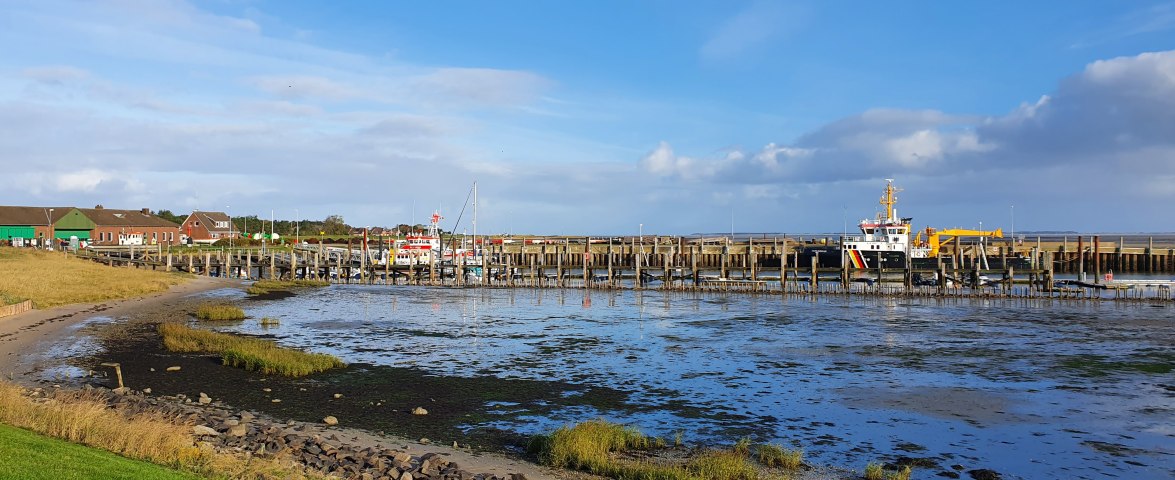 seezeichenhafen, &copy; AT