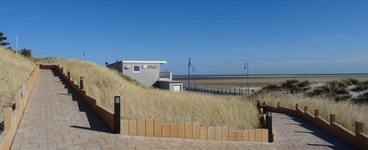 Wittd&uuml;n, Hauptstrand&uuml;bergang - barrierefreier Zugang, &copy; Lars Rickerts