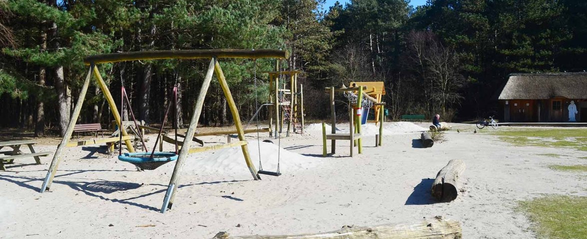 Nebel, Vogelkoje - Waldspielplatz an der Vogelkoje, © AT