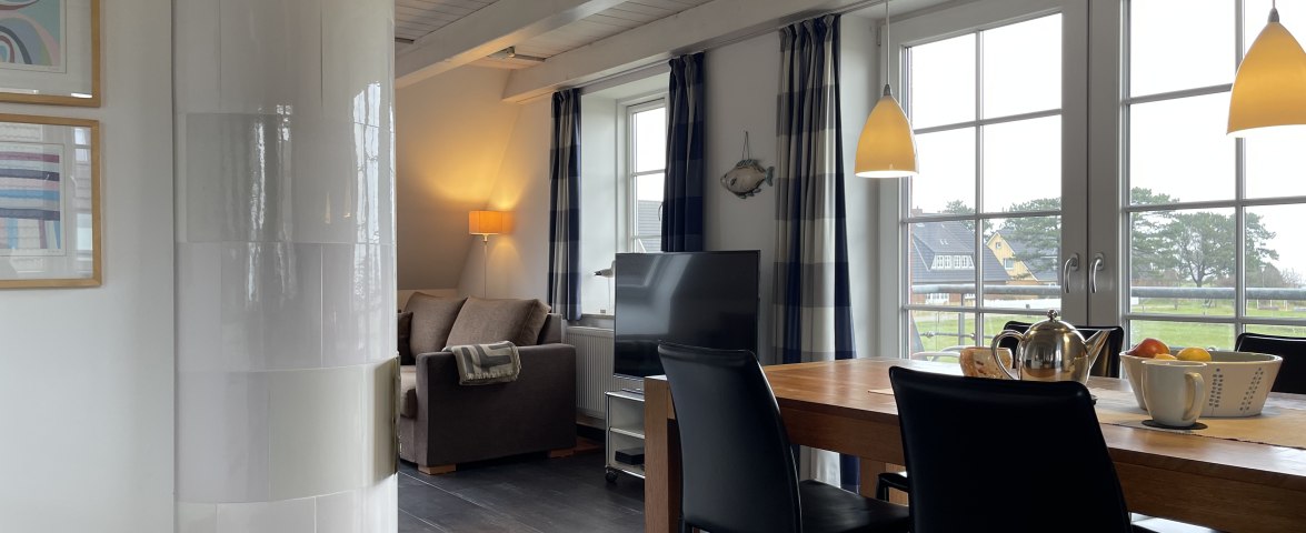 Kachelofen und Essbereich, &copy; Christoph Geissler