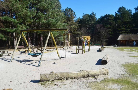 Nebel, Vogelkoje - Waldspielplatz an der Vogelkoje, © AT