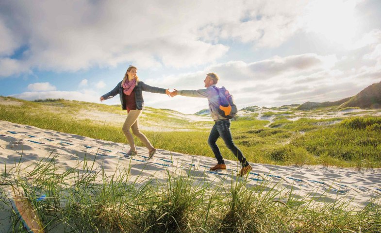 Paar auf dem D&uuml;nenwanderweg, &copy; Oliver Franke