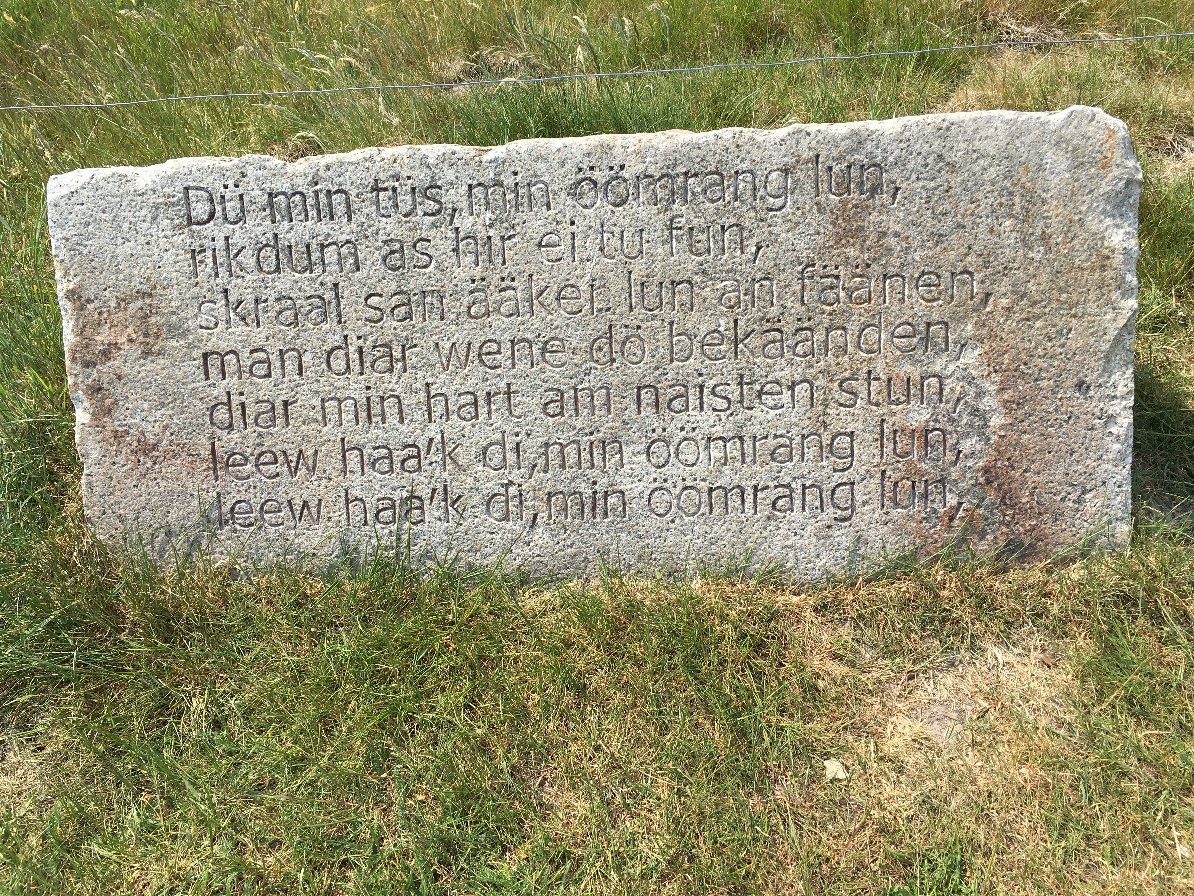 Norddorf, WIrtschaftsweg - 2. Strophe "Min Öömrang Lun"