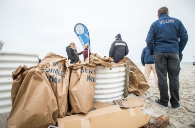 Strandreinigung auf Amrum!, &copy; AmrumTouristik