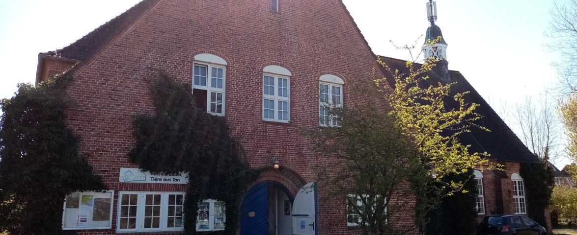 Norddorf, Gemeindehaus - Außenansicht, © AT