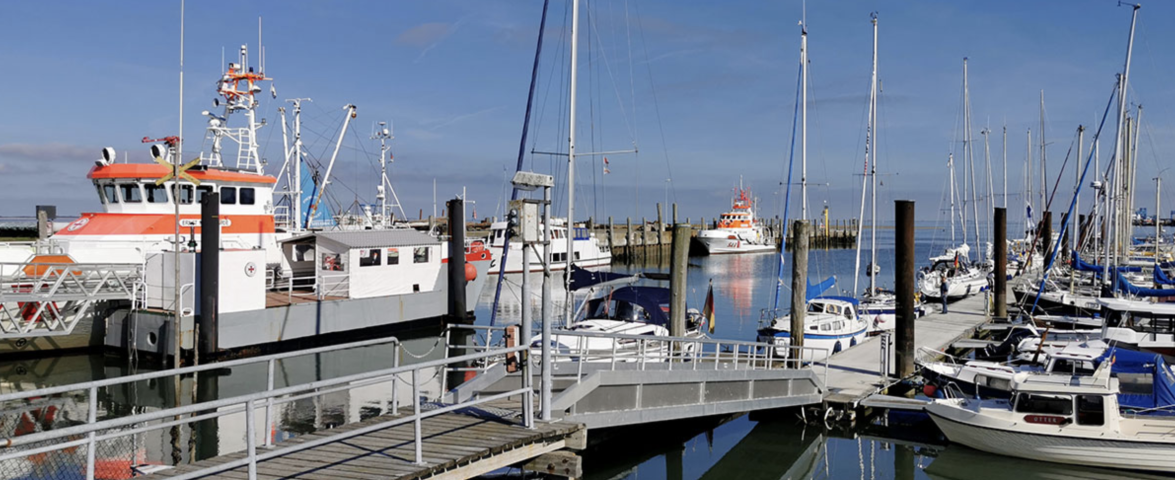 Hafen, &copy; AT