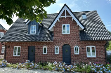 Üüs letj hüs, &copy; H.Wiggermann