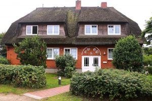 Eingangsseite des Haus Pesel, &copy; Stein